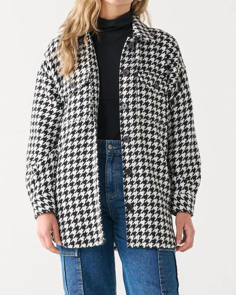 Front of a model wearing a size XL Houndstooth Button-Up Shacket in Black/White in Black/White by Dex. | dia_product_style_image_id:327142